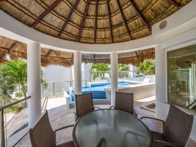 Playa del Carmen Luxury Vacation Rental Home 4 Bedrooms